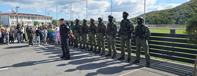Dan policije 33