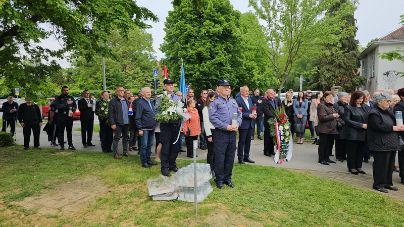 Prekinuto djetinstvo 2023 08